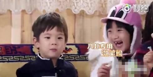 化妆八卦博主吃瓜视频,博主吃瓜视频背后的真相大揭秘