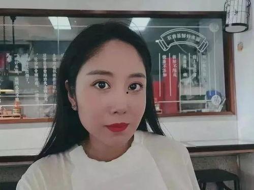 唐山老板娘视频吃瓜是真的吗,唐山老板娘吃瓜视频真相揭秘