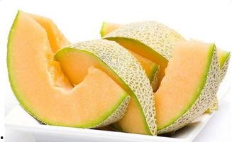 日本女朋友吃哈密瓜视频,哈密瓜美食之旅